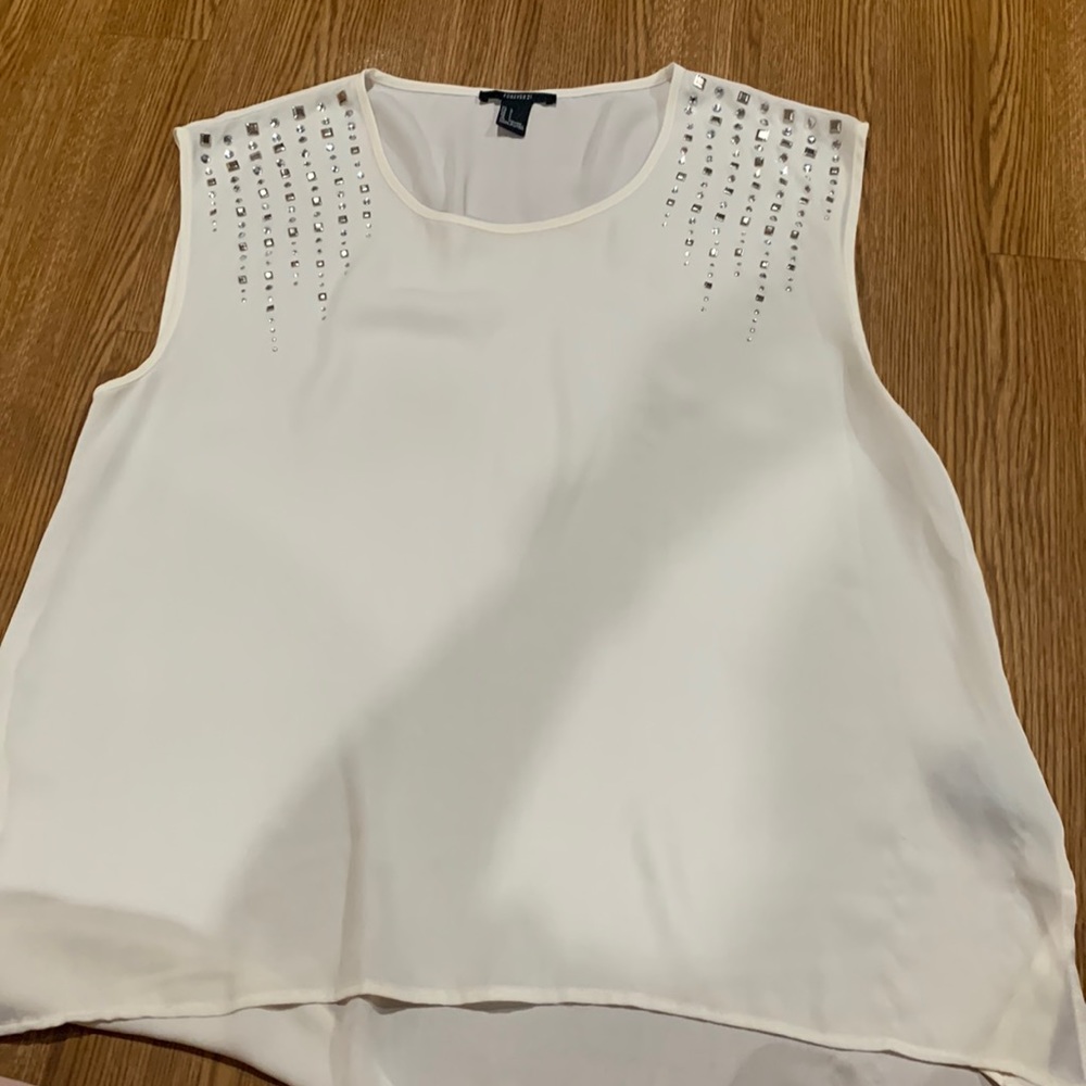 White blouse - Size L